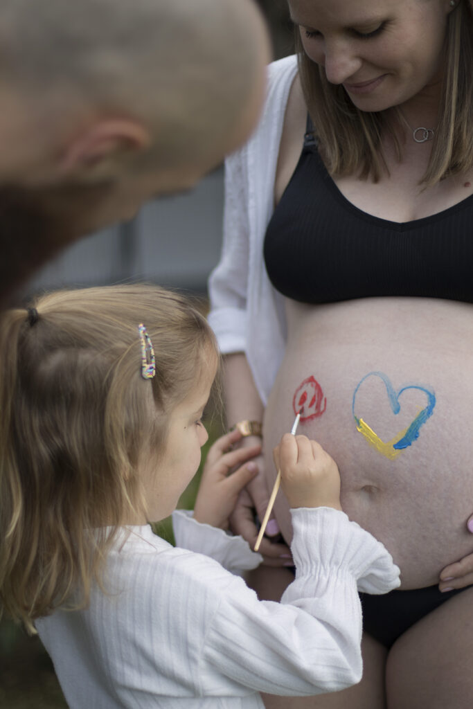 Famille et femme enceinte - Studio Rosa - Photographe Dordogne - Maternité et moments de vie