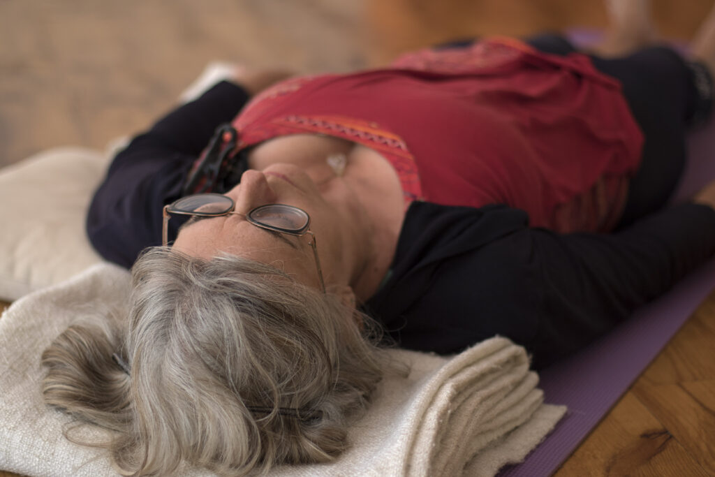 Yoga by Karen - Studio Rosa - Photographe Dordogne - Maternité et moments de vie